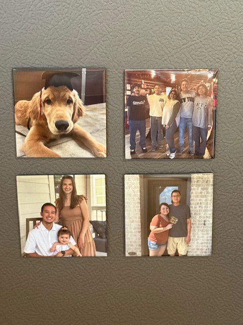 2.5 x 2.5 Pictured Magnet